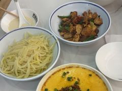-弄堂咪道-饭香·面香·馄饨香(兴梅店)