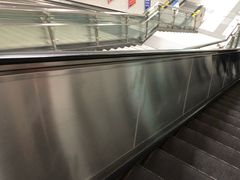 -马鹦路(地铁站)