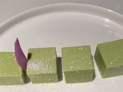 -荷塘秋月·本帮江浙菜(国权路店)