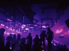 -欧米亚派对酒吧(绵阳店)