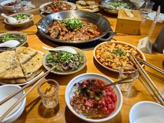 -大众跷脚牛肉馆·非遗传承单位(峨眉山店)