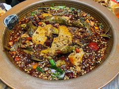 香辣黄辣丁-呱呱叫民俗风味主题餐厅(沣峪口店)