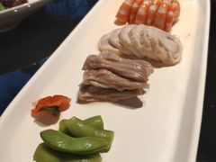 -HOMES上海本帮菜(襄阳公园店)