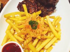 -1886德国汽车餐厅(外滩十六铺码头店)