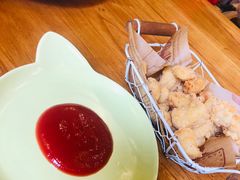 -more than meow吴止猫主题餐厅(承德 中船汇店)