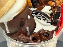 -DQ·蛋糕·冰淇淋(周浦万达店)