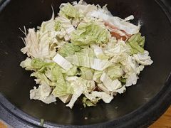 -晨皓祥人民公社铁锅炖菜(西华苑店)