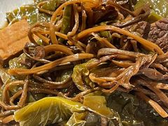 酱牛肉尖椒红薯梗-延锄汤饭食堂(桂林路店)