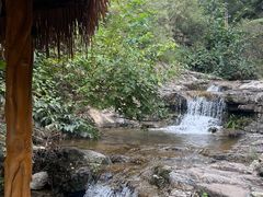 -大平台龙居瀑布旅游区