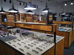 -罗伯特眼镜·蔡司官方授权(罗湖国贸店)
