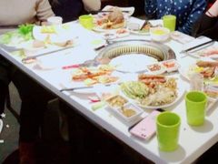 -鲜佰汇海鲜烤肉自助餐厅(银座商城泰安店)