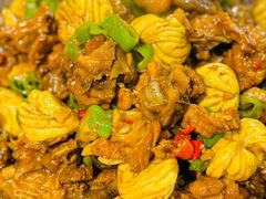 -俭寨大盘鸡·手抓肉·烧烤新疆菜(乌苏路店)
