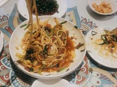 -楼兰古丽·新疆拌面·清真(华阳城店)