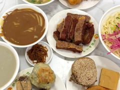 -护国寺小吃店(红莲南路店)
