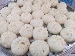 盐菜腊肉包-黎老幺光雾山黄羊汤锅