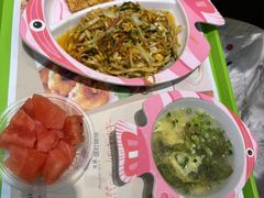 -多彩贵州城极地海洋世界