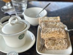 -侯臣咖啡文化村