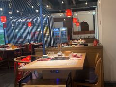 -尚尚仙·酸汤猪手·猪肚鸡火锅(华联万柳购物中心店)