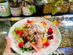 -Rabbit Cafe私房西餐甜点咖啡(栖霞路店)