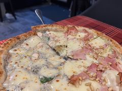 双拼披萨-Primo·丽莫意大利窑烤披萨