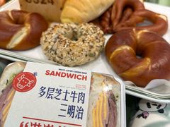 -红星前进面包牛奶公司(君太店)