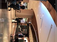 -星巴克(静安嘉里中心B2店)