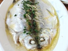 -品鲜村农家菜·阳澄湖大闸蟹(总店)