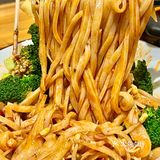 超级螺蛳粉 推荐三年以上螺蛳粉粉龄的顾客尝试哈