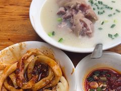 -中和裴氏蹄花(府河路店)