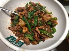 -绿草地·湘菜(酃湖师院店)