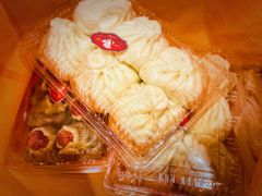 -白玉兰食品甜凤店(合生汇店)