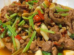 -老长沙湘菜馆(凤凰路店)