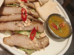 泰式炭烤猪頸肉-农畉LONFOOD(万象天地店)