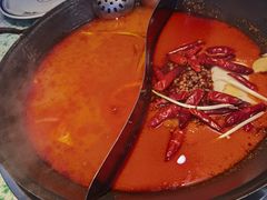 -鸿姐老火锅(疁城新天地店)