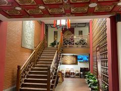 -梅龙镇酒家(南京西路总店)