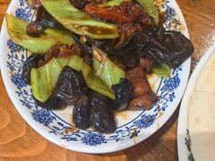 -老天桥酱肉烧饼夹肘子(天桥店)