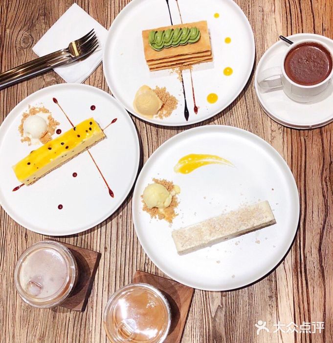Vanilla Specialty Coffee(八大关店)燕麦百利甜酒慕斯图片