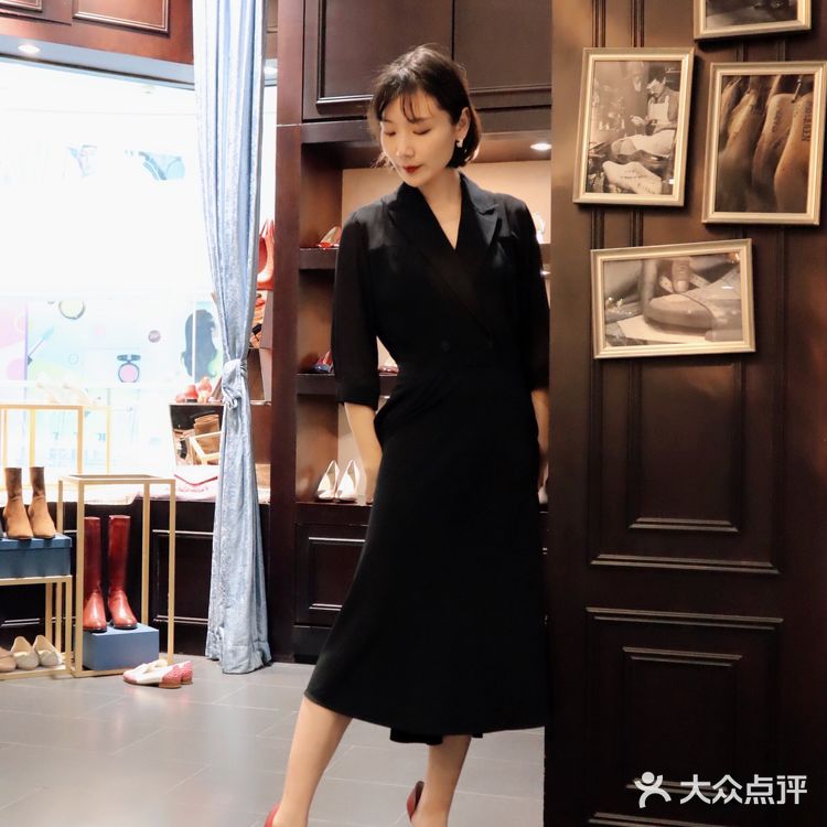 34码小脚女孩终于找到了自己的魔法鞋