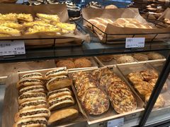 -Bread Talk 面包新语(荟聚店)