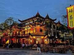 -梭布垭石林景区