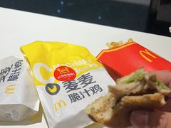 -麦当劳(吉林站13检票口对面)