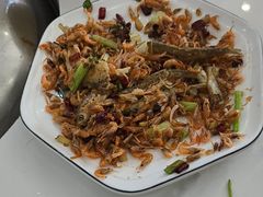 -丹水桥地锅鱼·翘嘴鲌·地方特色全鱼宴(丹江口大坝店)