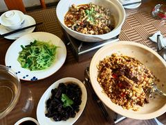 -屋门口呷饭(捞刀河店)