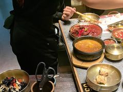 -草家酱蟹炭火烤肉店(珲春南路二店)