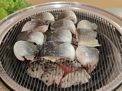 -围炉肉舍•炭烤活鳗•丹东海鲜烤肉(步行街店)