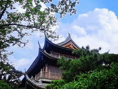 -龙华寺