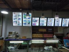 -陇上全荟兰州传统牛肉面(延吉路店)