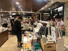 -诚品书店(敦南店)
