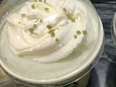 -星巴克臻选(盐城金鹰聚龙湖店)