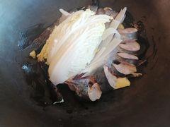 -江湖水乡铁锅炖魚(周庄嘉园店)